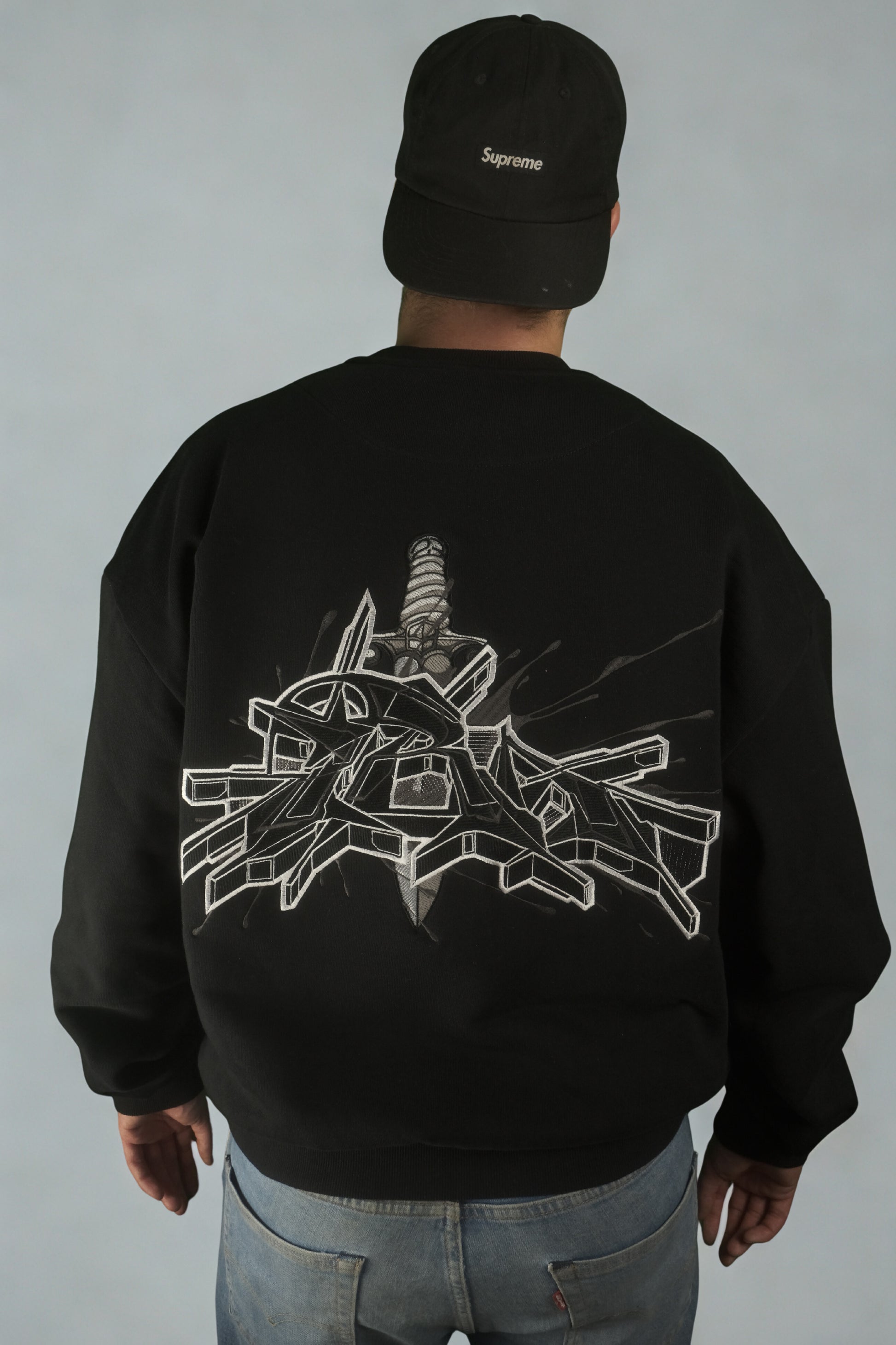 IRA - CREWNECK