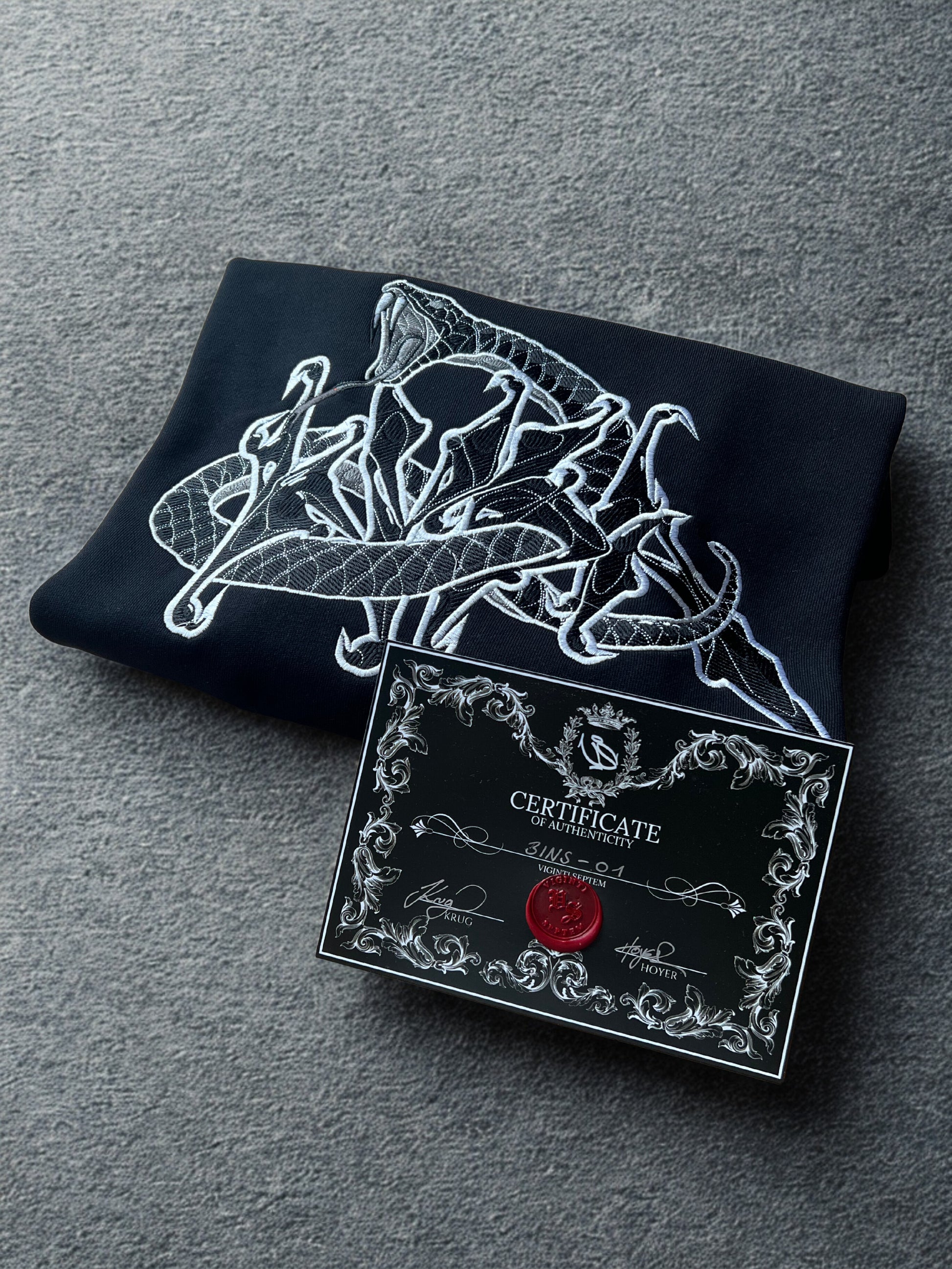 INVIDIA - CREWNECK